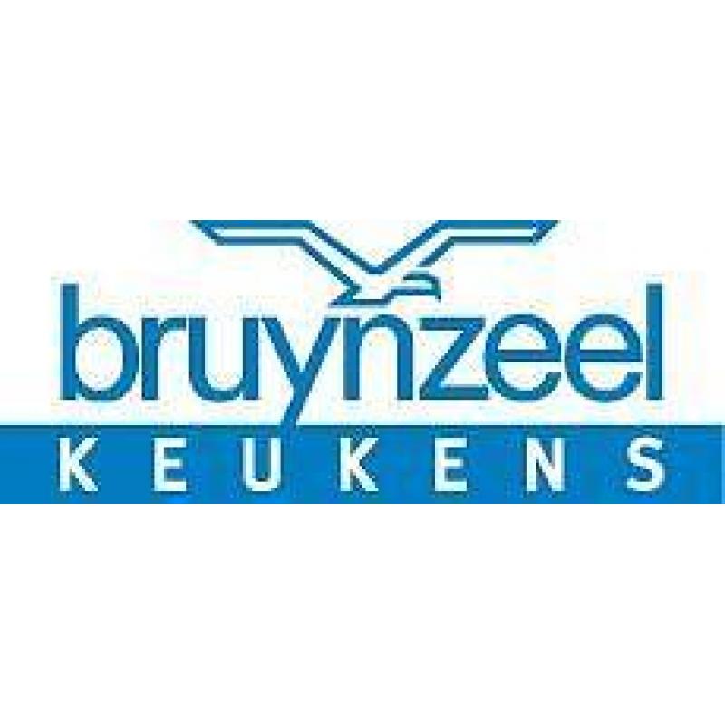 Verkopers bij Bruynzeel Keukens