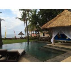 Bali, drie prive strandvilla's te huur