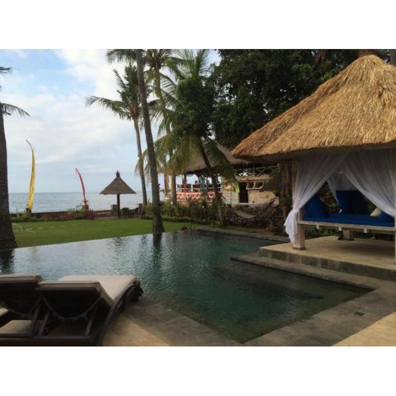 Bali, drie prive strandvilla's te huur