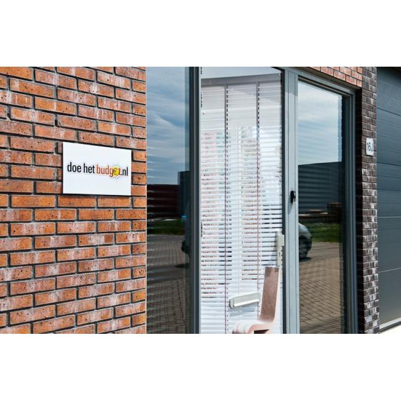 Tip! houten jaloezieën 60% goedkoper!! gratis kleurstalen!