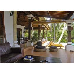 Te huur Bali: Prive Villa op droomlocatie direct aan Balizee