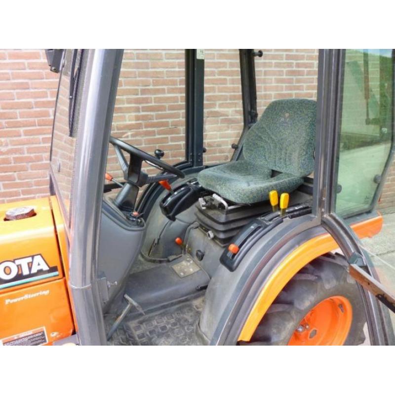 Kubota tractor B1710D