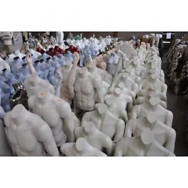 20.000 buste bustes torso paspop paspoppen