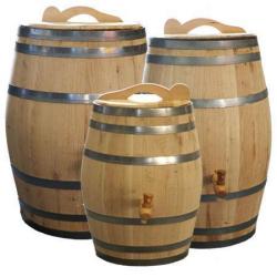 wijnvaten houtenton regenton regentonnen