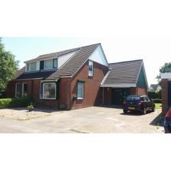 2-onder-1-kap woning in Grou met 2 badkmrs/4 slaapkmrs
