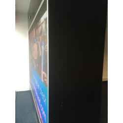 Te koop: twee indoor ledschermen / LED screens pixel 4 mm!