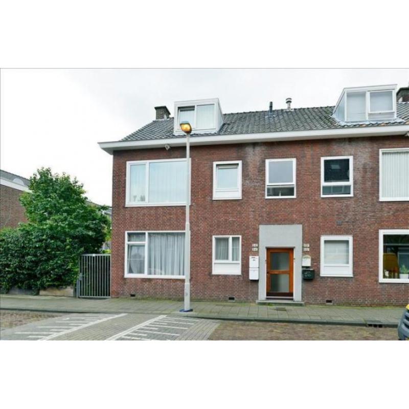 Leuke 3 Kamerwoning 60m2 met berging en tuin in Rotterdam