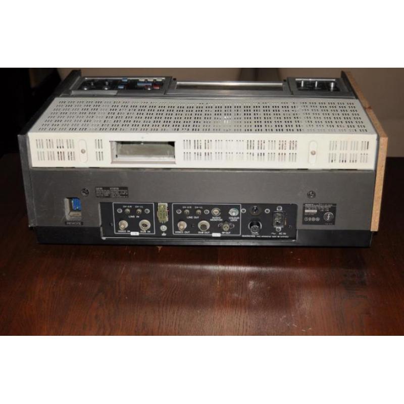 Sony VO-2630 U-matic video recorder