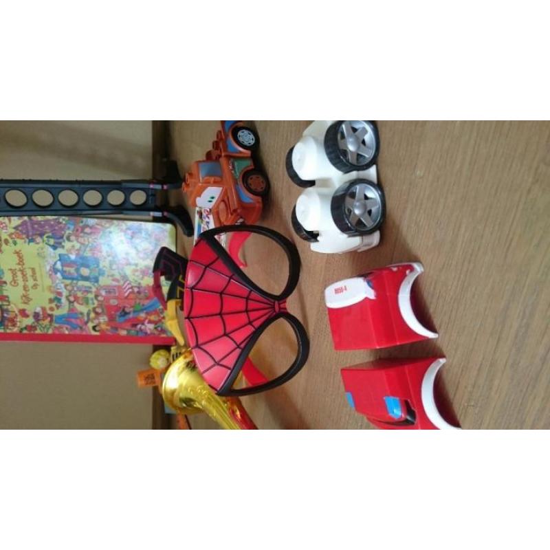 Speelgoed cars, duplo, tractor, spiderman van alles