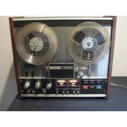 TEAC A 2300 S bandrecorder/stereo tape deck