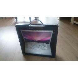 Macbook pro 15 inch 2008 defect met doos en sleeve