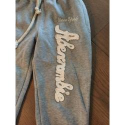 ABERCROMBIE joggingbroek maat:s
