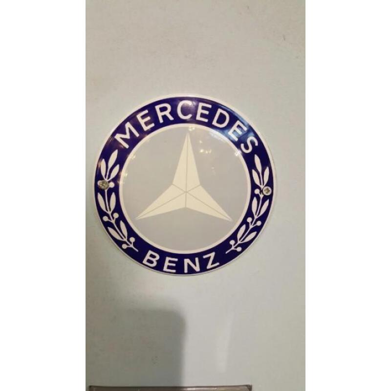 Mercedes Benz -Emaille
