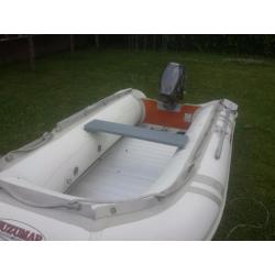 Nette rubberboot 3.10 incl nette Tohatsu 5 pk motor