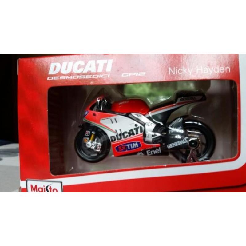 Nick Hadden Ducati Desmocedici GP12 1:18