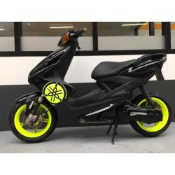 Te koop sportieve look Yamaha Aerox 2008