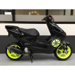 Te koop sportieve look Yamaha Aerox 2008