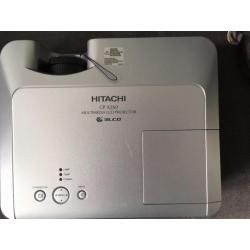 Hitachi CP-X260 Multimedia LCD Projector