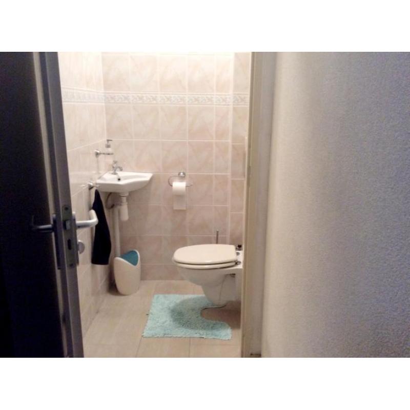 Koopwoning: Abraham Maatstraat 2, VLAARDINGEN