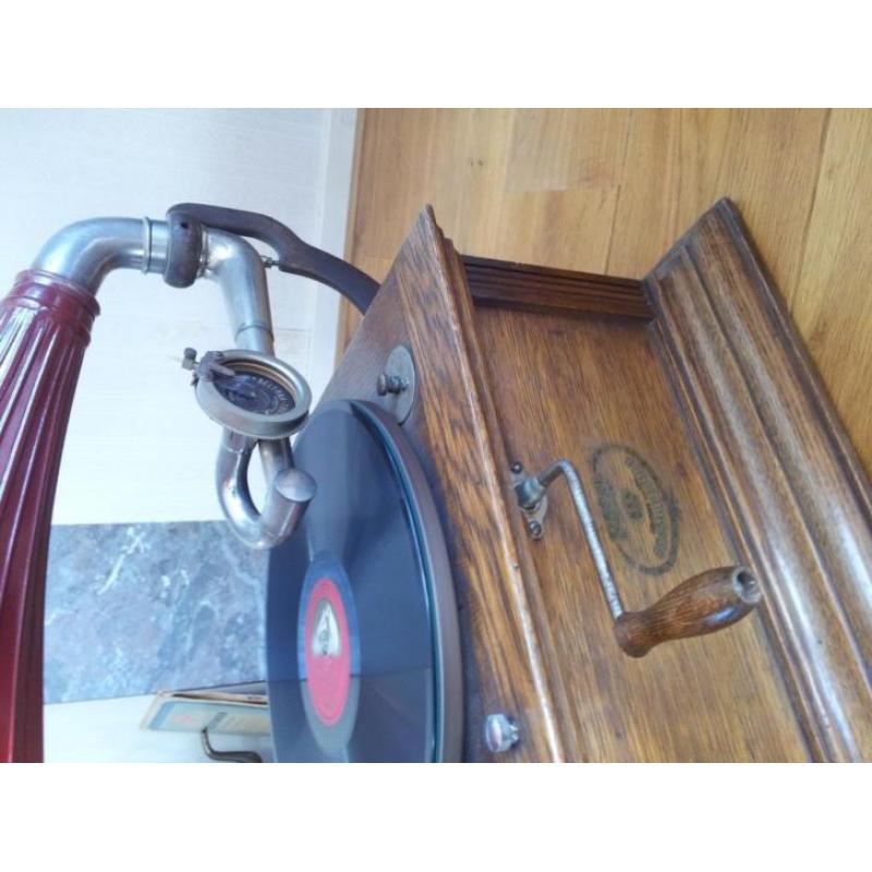 antieke gramophone Regal