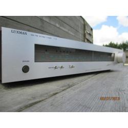 Luxman AM/FM Stereo Tuner Model T-111