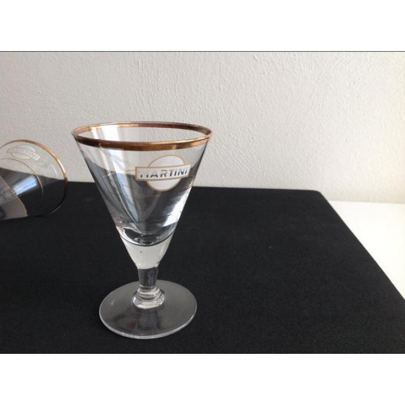 Martini glaasjes jaren 50 / 60 5 stuks met brede goudlijn