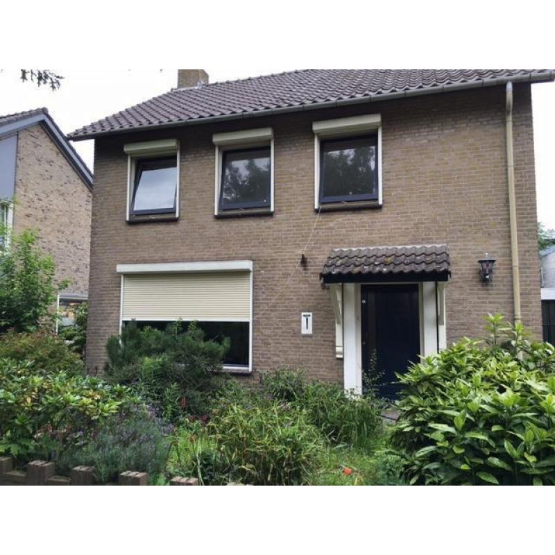 Vrijstaand woonhuis met Garage te Huur in Oss