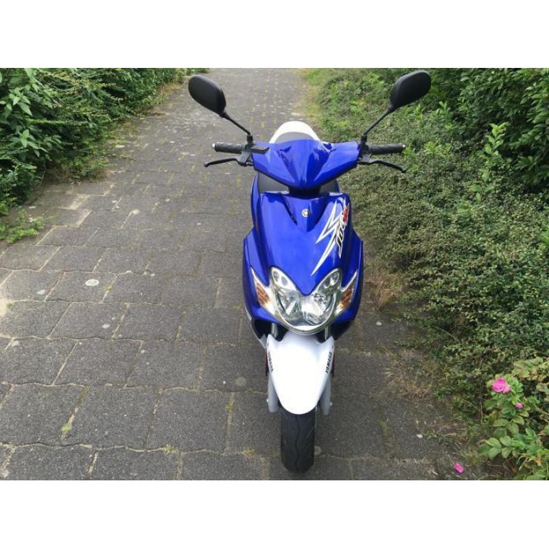 Yamaha jog-r snorscooter in superstaat!