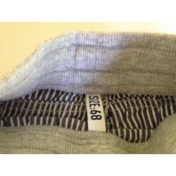 Stoere korte broek / short maat 68 van HEMA