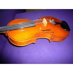 Duitse viool nu compleet met kist, stok en schoudersteun