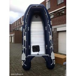 Rubberboot, met 8 PK kortstaart Buitenboord Motor én Trailer