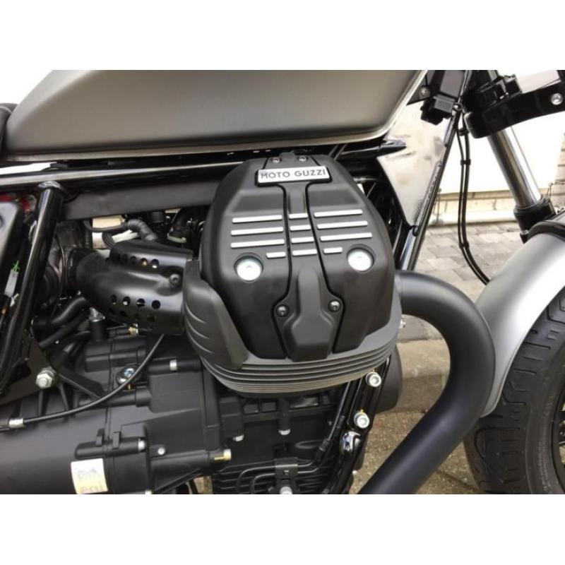 Moto Guzzi V9 BOBBER ABS (bj 2016)