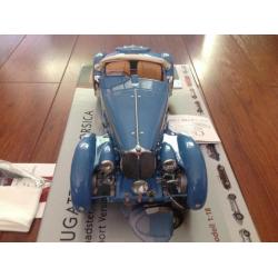 CMC 1:18 Bugatti 57 SC Corcica