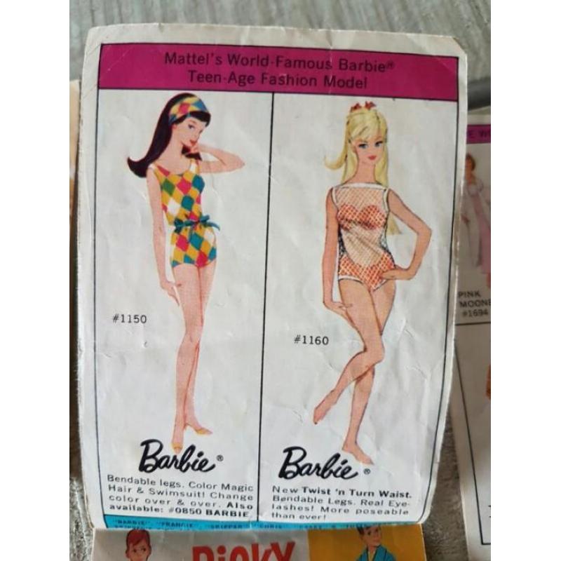 6 Originele Barbie fashion booklets.