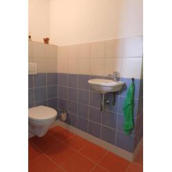 Leuke hoekwoning met ruimte voor kantoor/praktijkruimte
