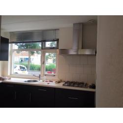 ZEER nette woning voor u geheel opgeknapt!