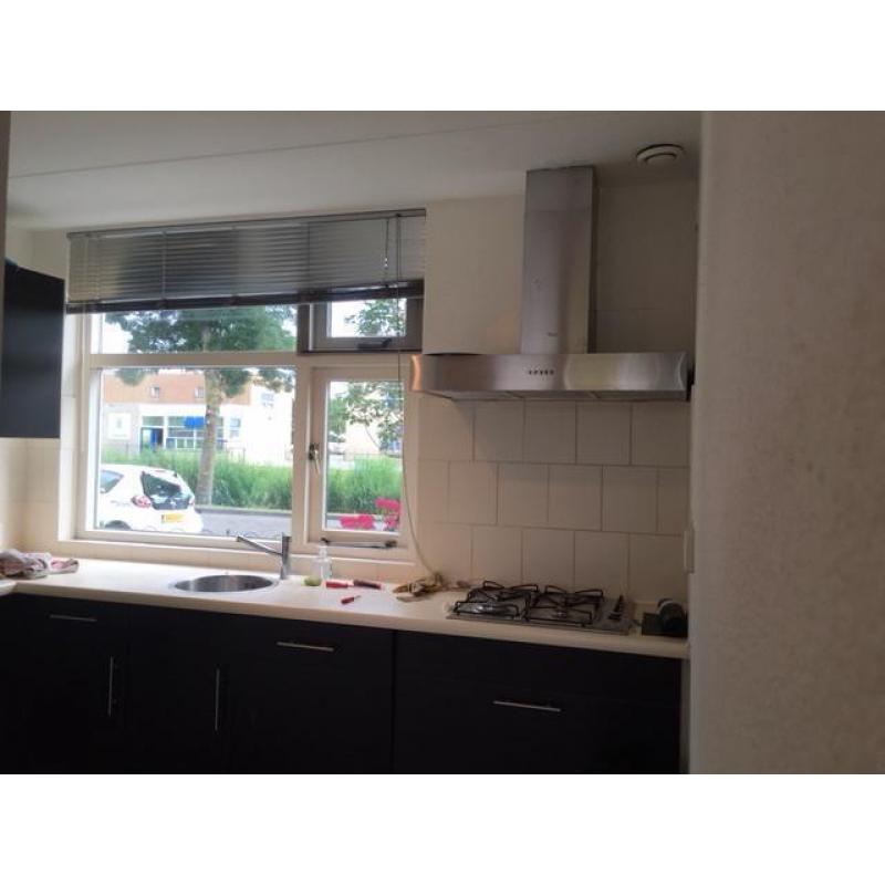ZEER nette woning voor u geheel opgeknapt!