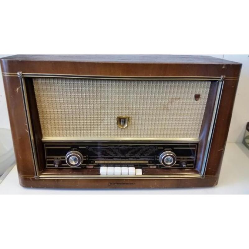 Aristona buizenradio uit 1957