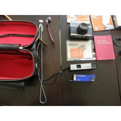 Agfa Autostar pocket + handleiding + 2 x pols camera ketting