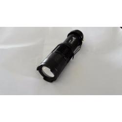Hoge kwaliteit zaklamp Mini CREE LED 2000LM Zwart Waterproof