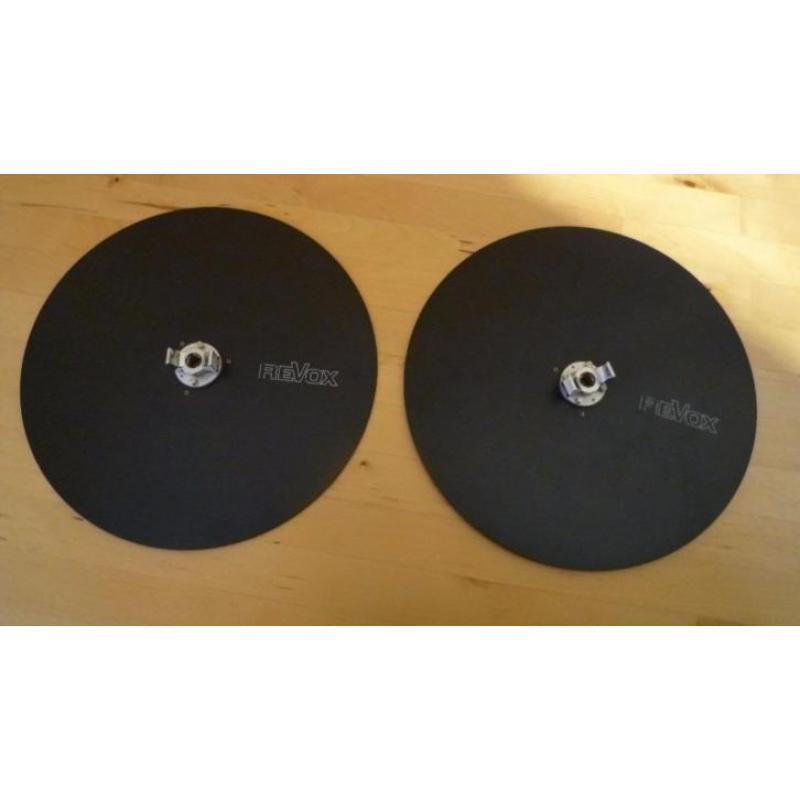 2 stuks Zwarte Revox pancakes, diameter 26,5 cm