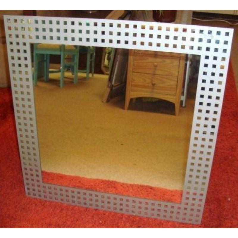 Vierkante spiegel met sierlijst B60xH60 zonder ophang toebeh