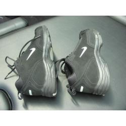 schoenen van nike maat 40