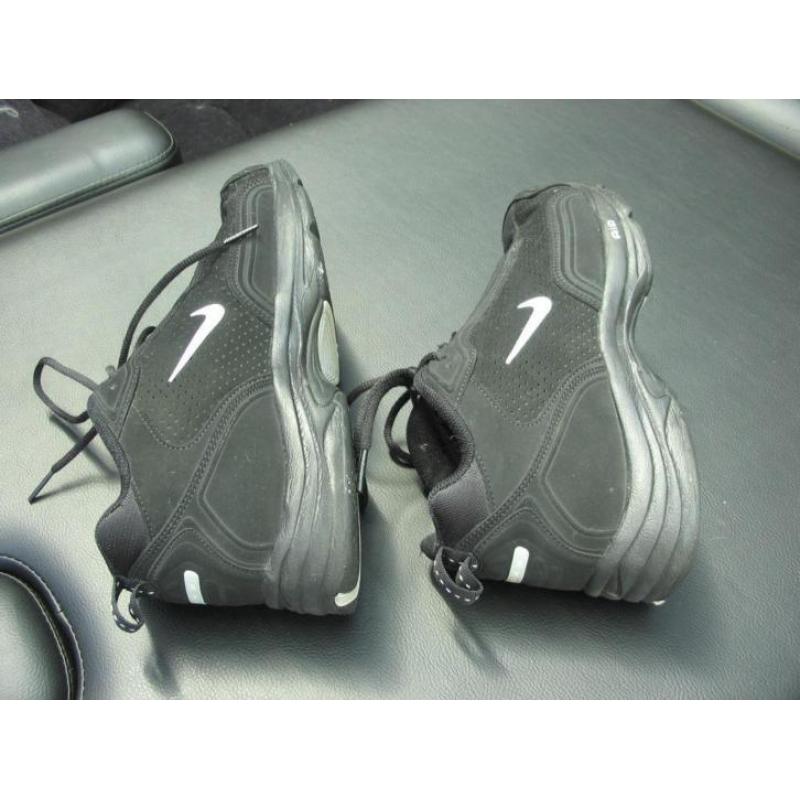 schoenen van nike maat 40