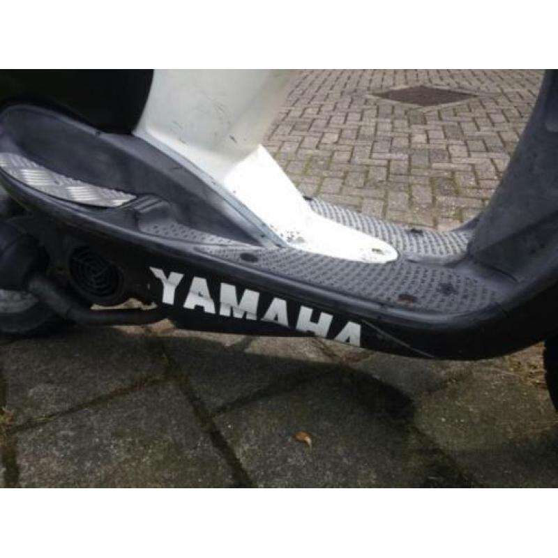 Scooter Yamaha Neos +++ (+ veel onderdelen)