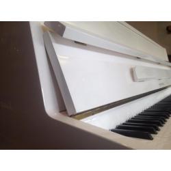 Samick SU-107 Piano Wit Hoogglans