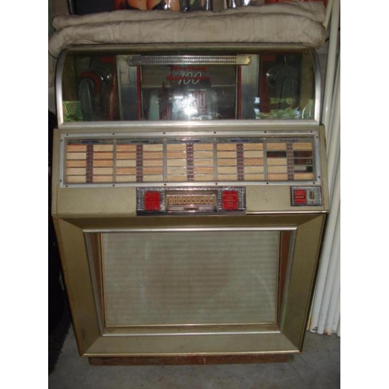 Seeburg M100A 45 toeren 220 volt open jukebox 1949