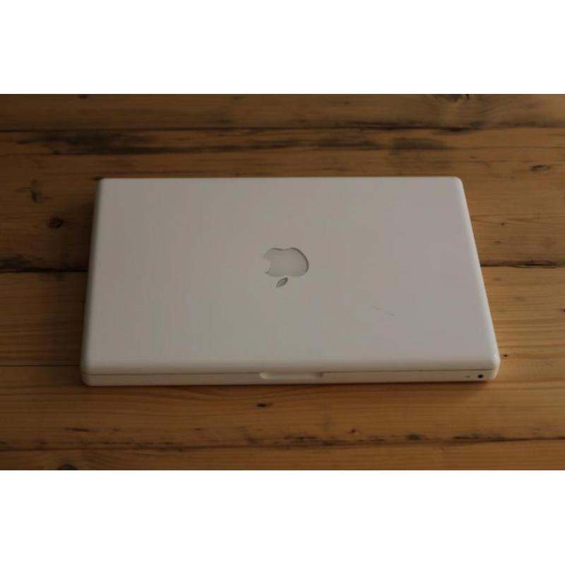 Apple MacBook 13": 2.13GHz (mid 2009)