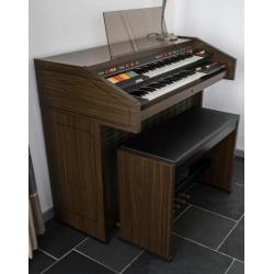 Solina orgel type B313 model Rithmix 110