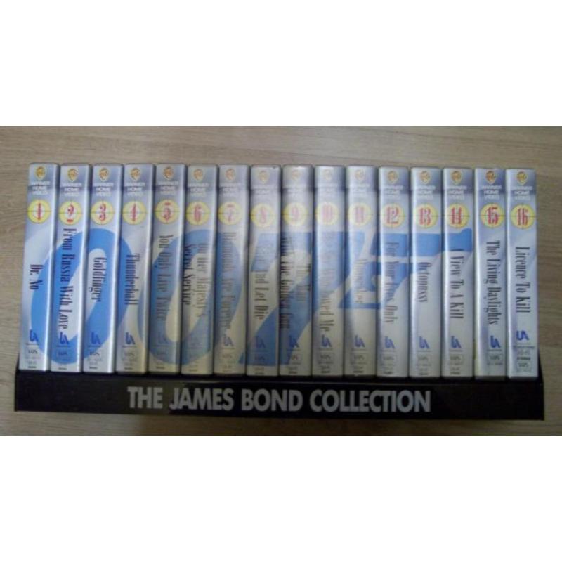 16 Delige Video Collectie James Bond VHS Video Band ( Jola)